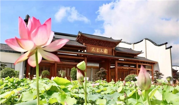 清溪村、天意木國景區、明清古巷、市博物館、胡林翼故居二日游