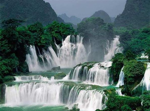 江西銅鼓?湯里溫泉、天柱峰、秋收起義紀(jì)念館2日游