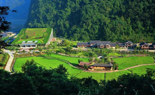 D4線:黃龍洞、袁家界、天子山、金鞭溪、夯吾苗寨、鳳凰古城“養心潤肺”之旅品質純玩3晚4日游 D4線:黃龍洞、袁家界、天子山、金鞭溪、夯吾苗寨、鳳凰古城“養心潤肺”之旅品質純玩3晚4日游